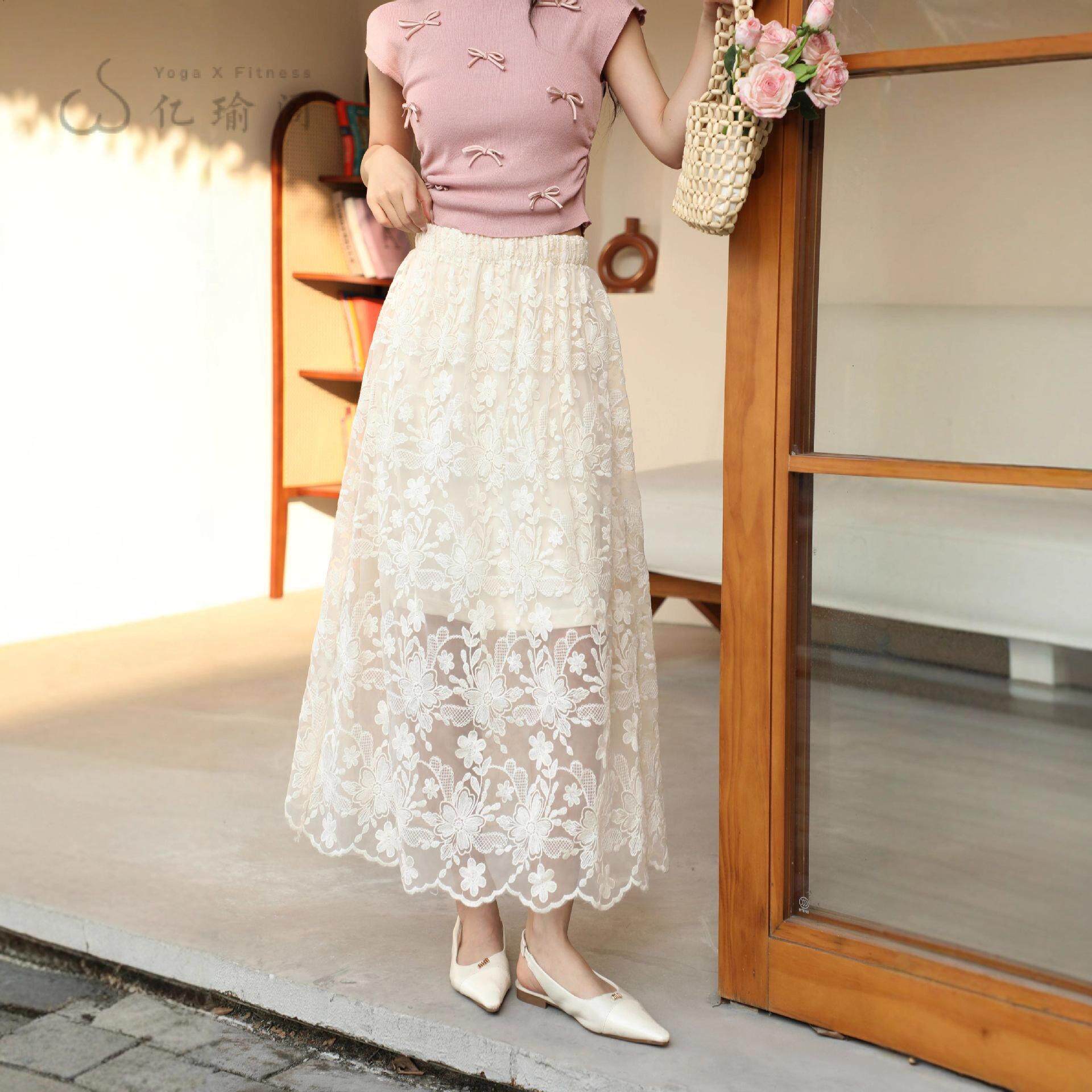 复古钩花镂空设计感半身裙女秋冬季新款高腰松紧包臀中长款a字裙