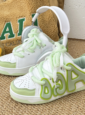 男鞋字母厚底滑板鞋子男2025新款冬季百搭ins休闲运动德训小白鞋