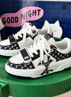 美拉德ins风小白鞋增高显高鞋子男2025夏季新款百搭休闲运动板鞋