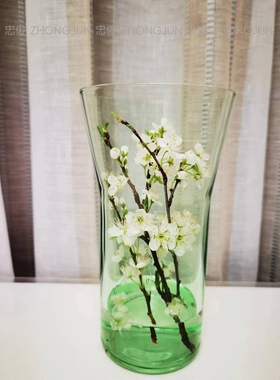 忠俊纯手工制作水晶玻璃 丹麦Holmega*rd北欧风原生料绿中号花瓶