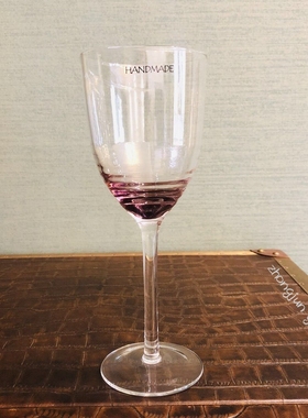 忠俊   波纹渐变紫色红酒杯  原生料 单只价钱 350ml 瑕疵