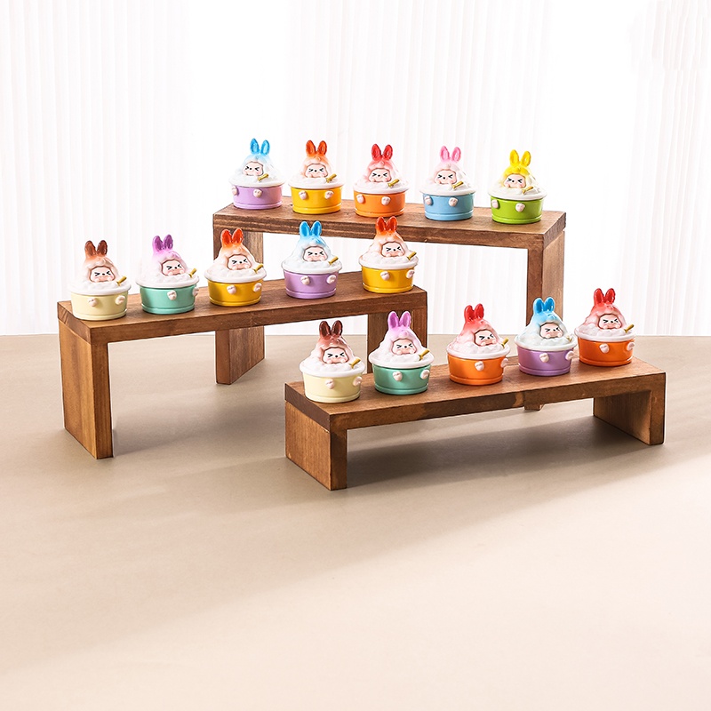 胡桃色盲盒收纳架娃娃手办模型置物架子泡泡玛特阶梯式首饰展示台