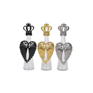 日本神户矿泉水菲丽高皇冠翅膀工艺品摆件高端水瓶女王帽家居装饰