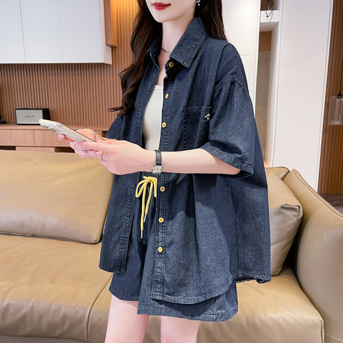 大码休闲牛仔套装女夏季新款胖MM遮肉显瘦短袖衬衫短裤减龄两件套
