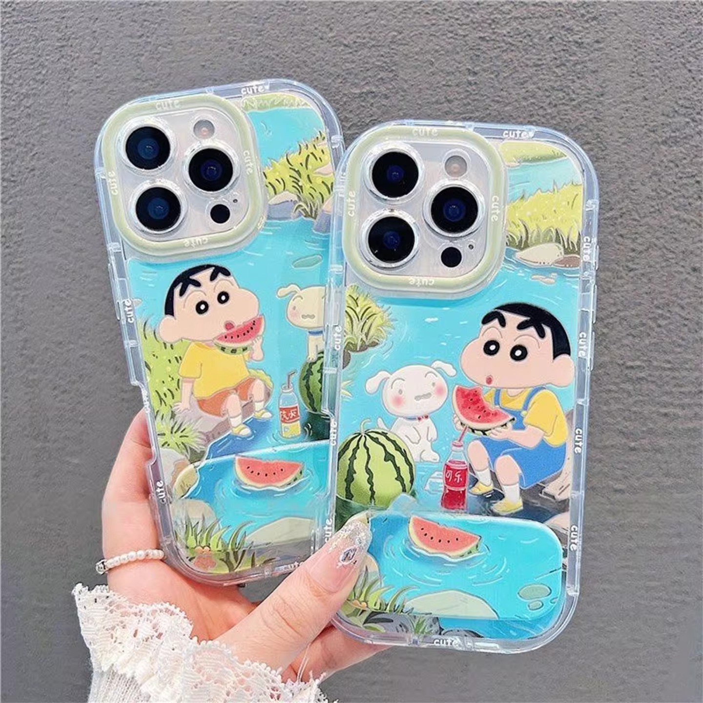 溪边吃西瓜小新泡肤羽纱手机壳适用苹果16promax小米15情侣iphone14华为mate60prop70荣耀vivo红米k80oppo