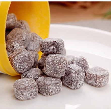 中国台湾罗汉果蜜炼枇杷喉糖2瓶装 金桔杨桃薄荷进口润喉爽声护嗓