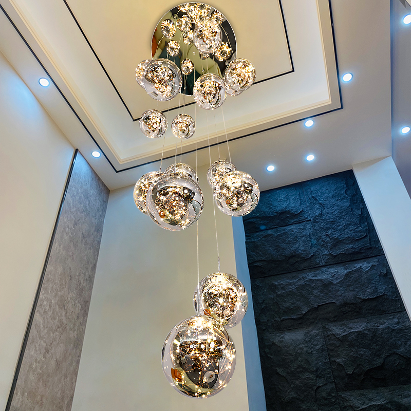 复式楼挑空客厅别墅楼梯灯