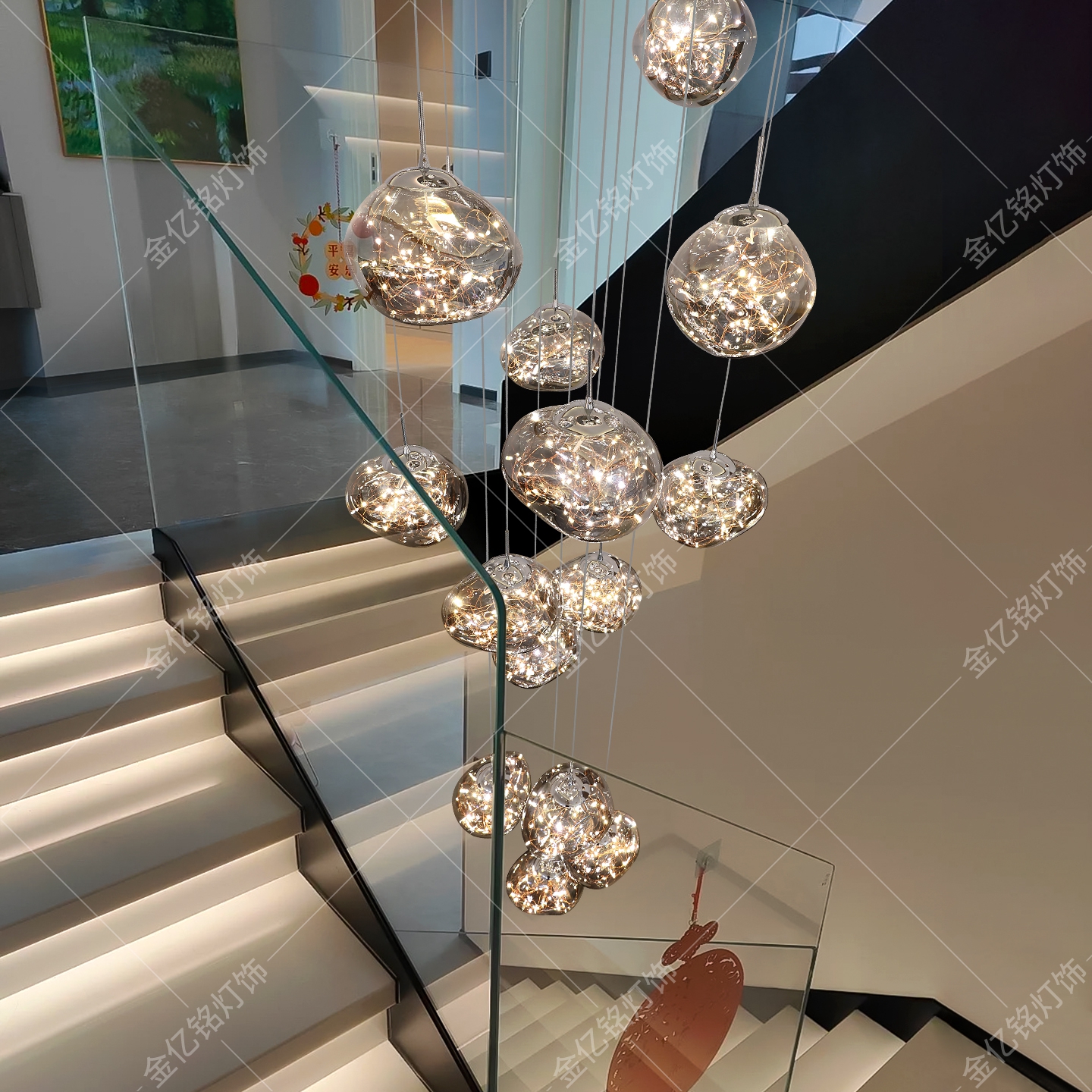 升级底盘发光楼梯间长吊灯