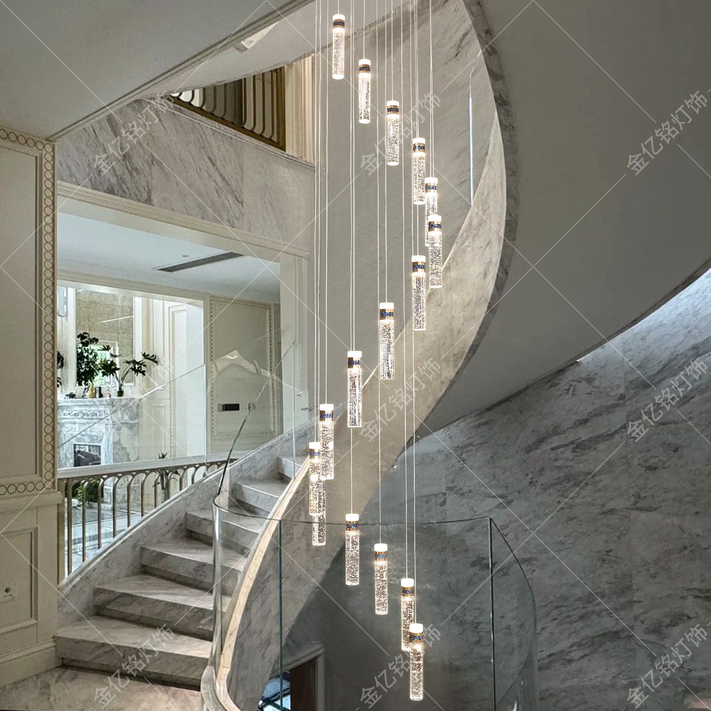 复式楼梯挑空吊灯别墅客厅水晶灯