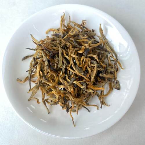 思茅滇红，蜜花香型，茶味较浓