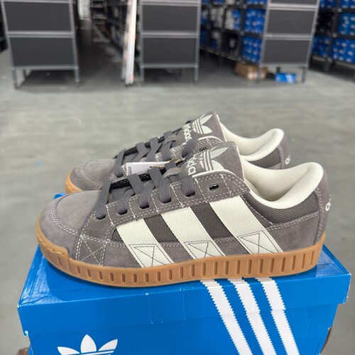 Adidas 阿迪达斯 三叶草 男子复古经典百搭低帮休闲板鞋 JI3126
