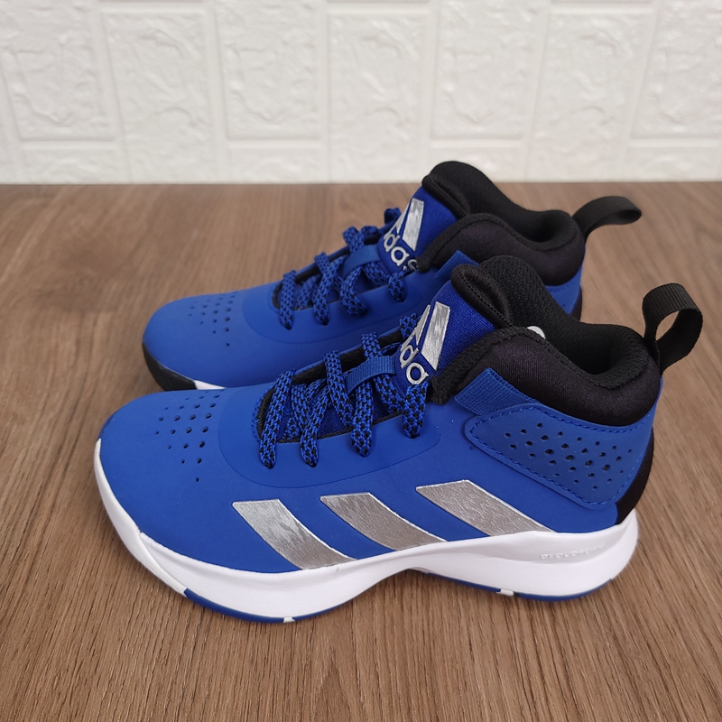 阿迪达斯儿童防滑耐磨篮球运动鞋