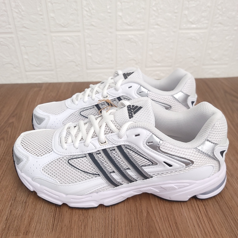 阿迪达斯男女减震舒适运动鞋