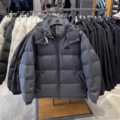 Adidas 男女运动休闲拒水保暖宽松保暖连帽羽绒服KF1784 阿迪达斯