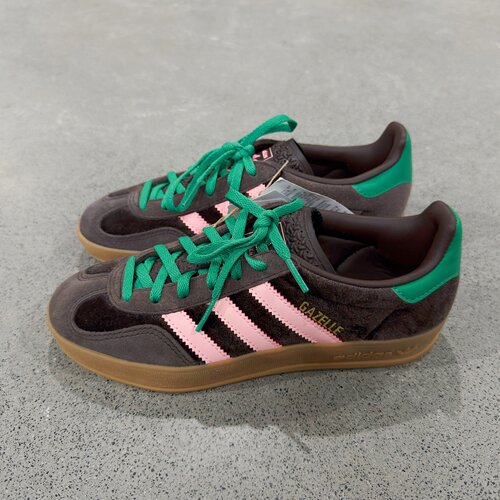 阿迪达斯 三叶草 GAZELLE 女子经典百搭德训鞋低帮休闲板鞋JI2714