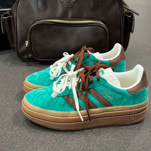 阿迪达斯 三叶草 GAZELLE BOLD 女款厚底时尚德训鞋板鞋 JP8045