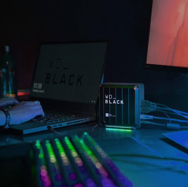 西数WD Black D50 Game Dock雷电3外接SSD游戏硬盘盒笔记本扩展坞