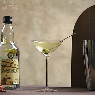 日式手工飞碟玻璃杯 水晶鸡尾酒杯 曼哈顿马天尼杯 Martini glass