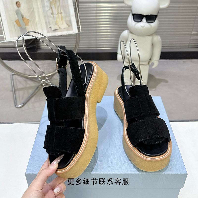 2026夏季新款博主网红明星同款厚底增高凉鞋女百搭舒适小个子凉鞋