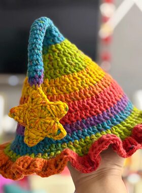 彩虹色精灵帽毛线手工编织