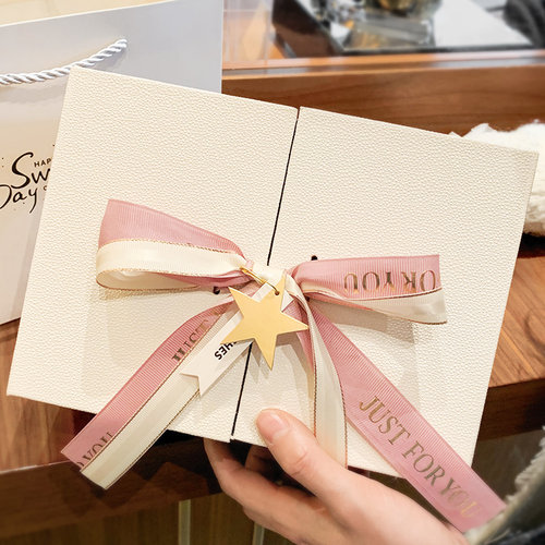 高级感生日礼物盒空盒子