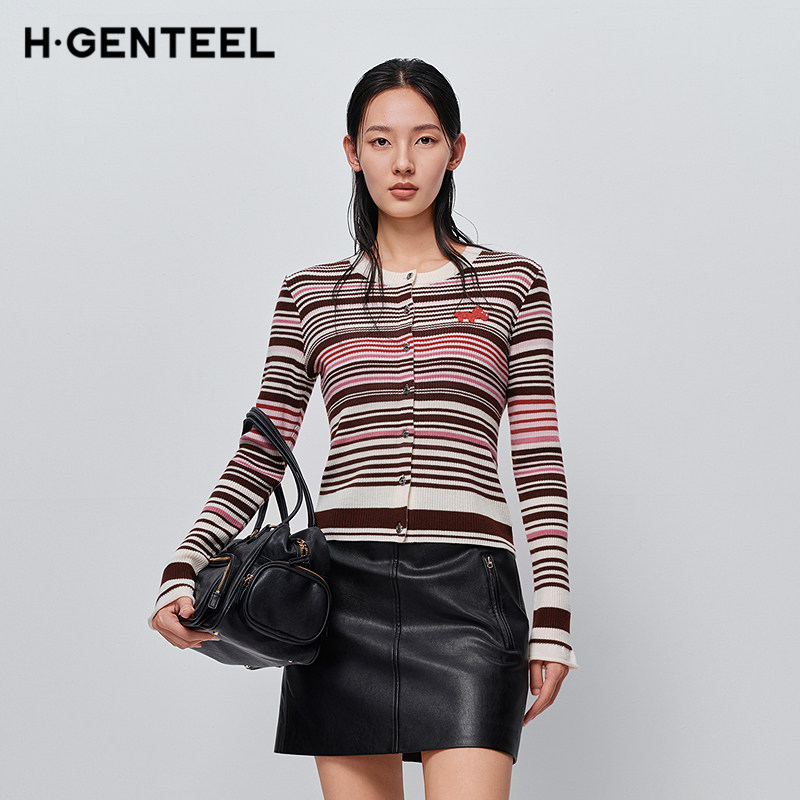 H&middot;GENTEEL荷高春新款抽象小马亮片贴布刺绣喇叭袖口毛针织衫
