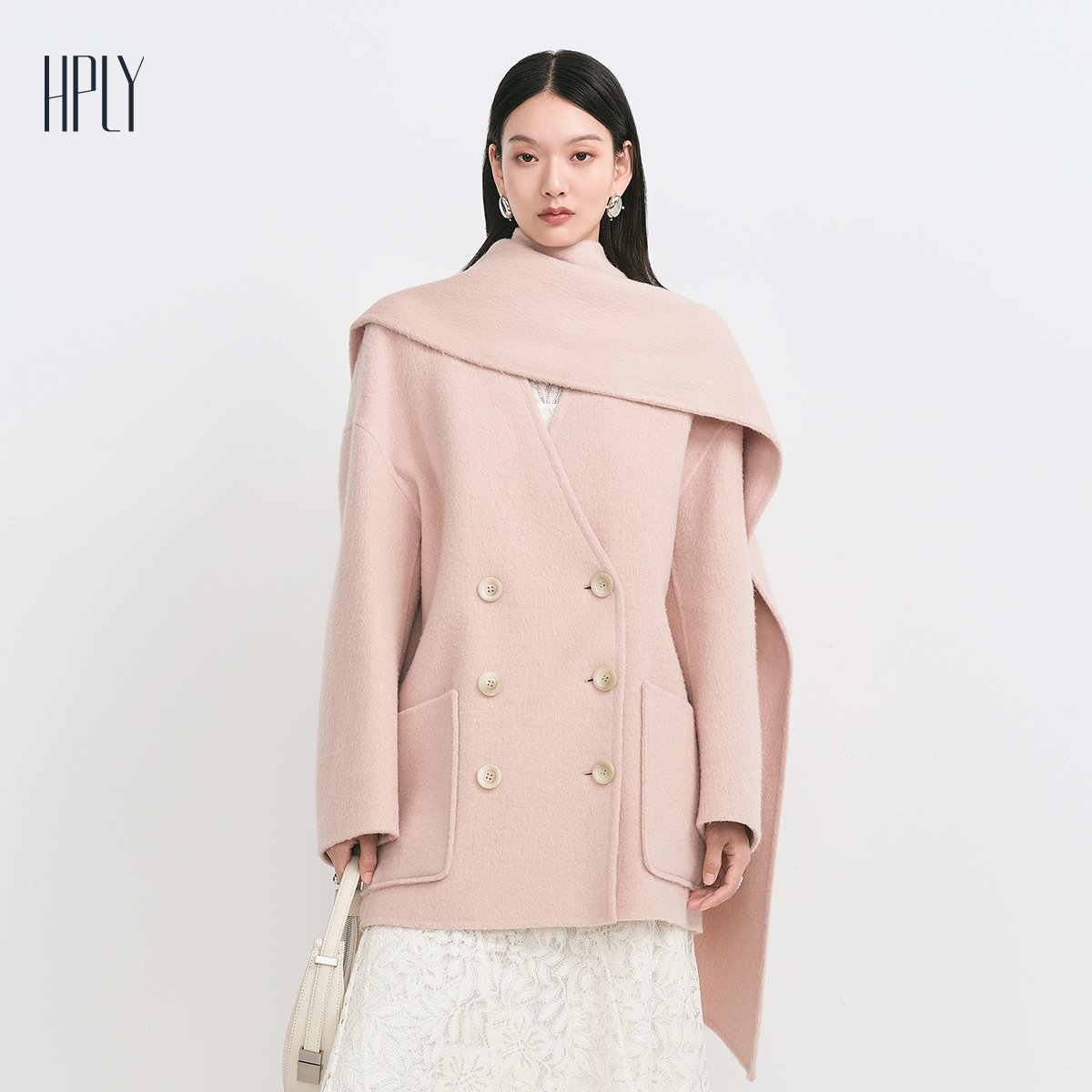 自带围巾 复古排扣 宽松版型