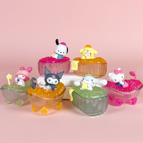 三丽鸥手办动漫泡泡浴缸库洛米凯蒂猫美乐蒂模型桌面装饰摆件
