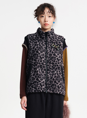 MOVEUP幻走2025冬季新款.FUN系列立领猫咪绣花口袋豹纹短款马夹女