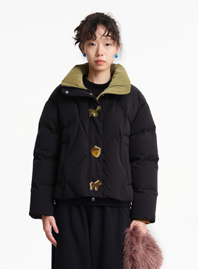 【生肖系列】MOVEUP幻走2025冬季新款立领绣花口袋短款羽绒服女