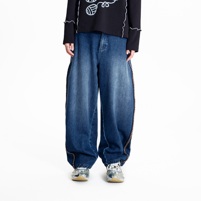 后腰松紧、口袋、箭头编织绳