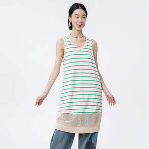 MOVEUP幻走2025夏季新品yangyang系列绣花拼接下摆条纹针织连衣裙