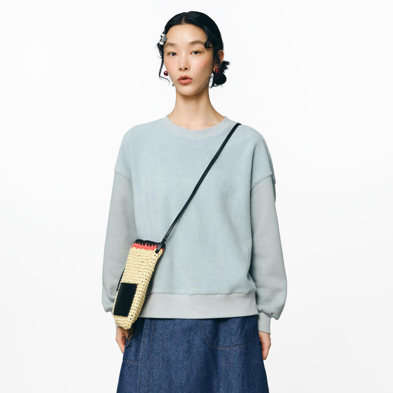 圆领、织唛、摇粒绒