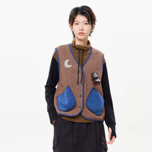 毛呢马夹女 .FUN系列V领趣味绣花口袋短款 MOVEUP幻走2025冬季 新款
