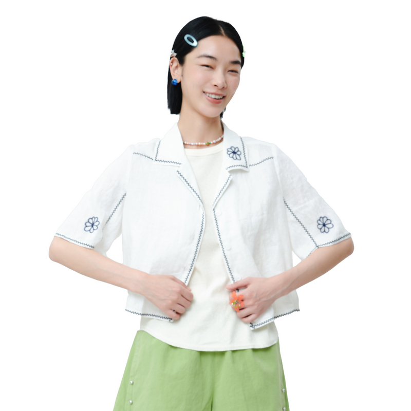 V领、撞色绣花、花朵