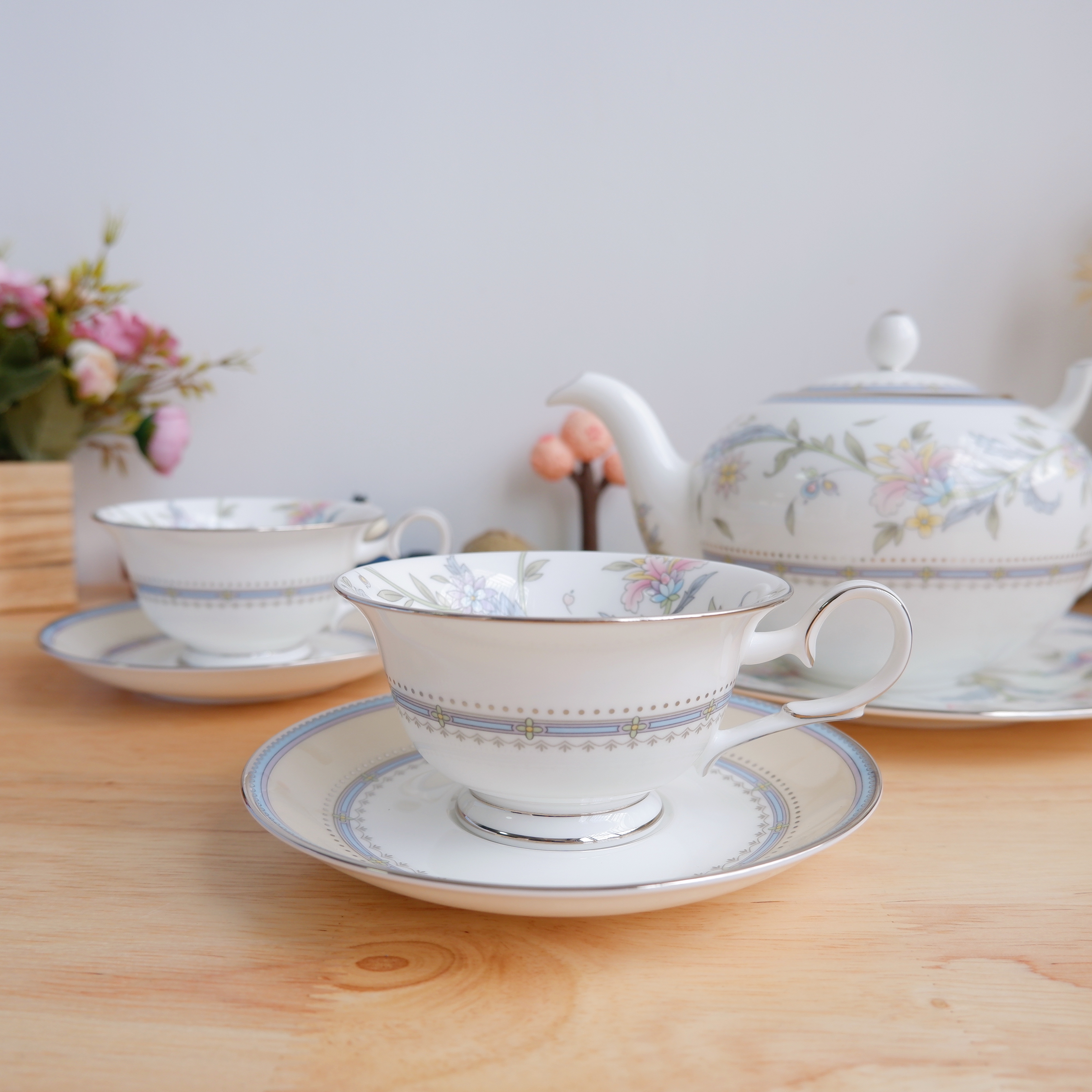 Noritake则武秘密花园骨瓷茶具