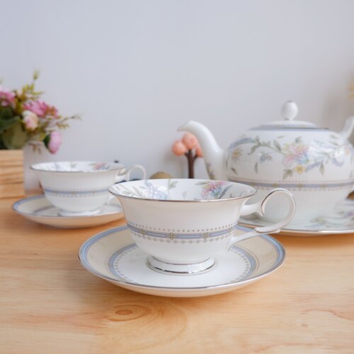 Noritake则武秘密花园骨瓷茶具