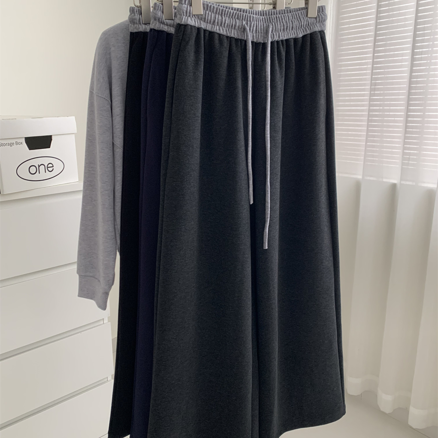 撞色拼接腰头毛呢运动裤女秋冬高腰抽绳松弛感垂感百搭糯米阔腿裤