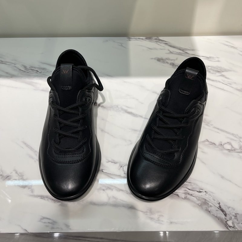 路卡迪龙男装秋冬款牛皮舒适透气运动休闲鞋173215301专柜2980