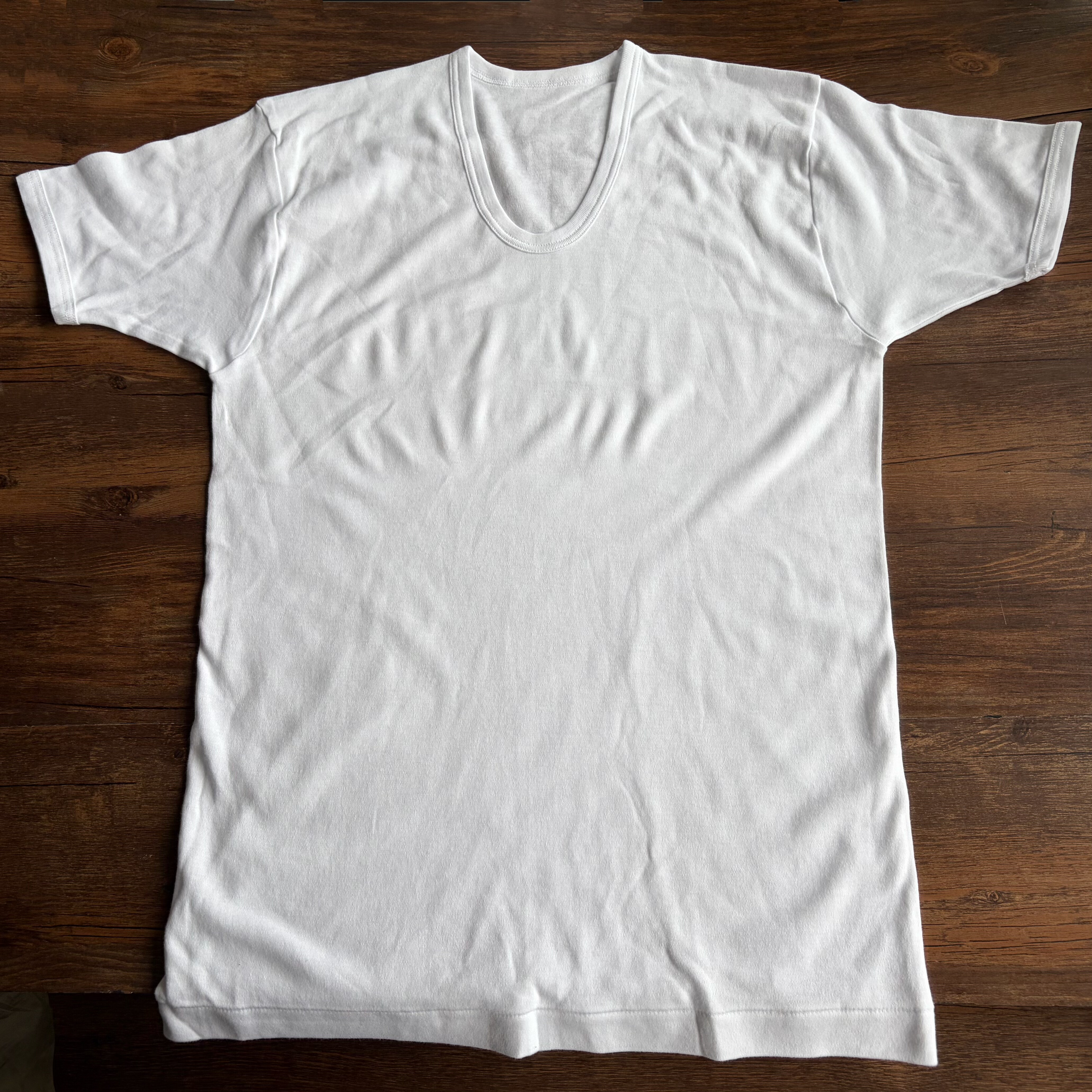 外贸出口日本男士纯棉U领短袖T恤白色全棉秋衣打底衫100%棉