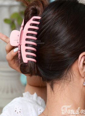 Simple large hair pincer 简约磨砂哑光龙骨亚克力大号抓夹