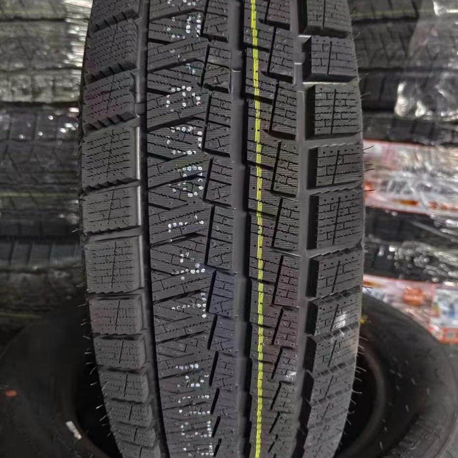 防爆 康佩森雪地235/50R18 AW33 冬季冰雪防滑胎