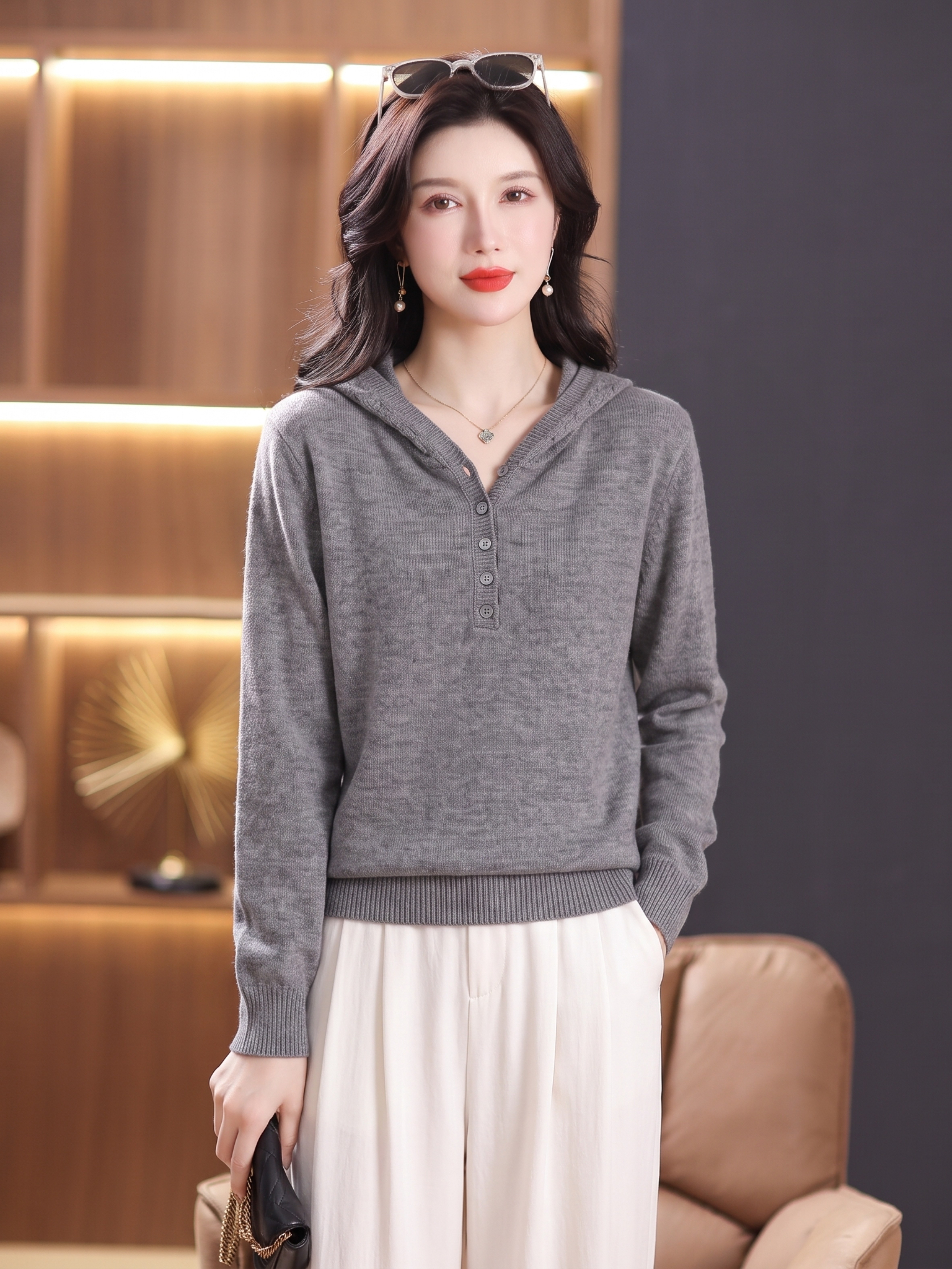 2026新款时尚休闲简约连帽纯毛衣