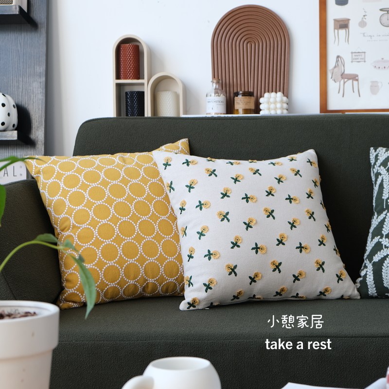 日系法式ins风棉麻绣花抱枕