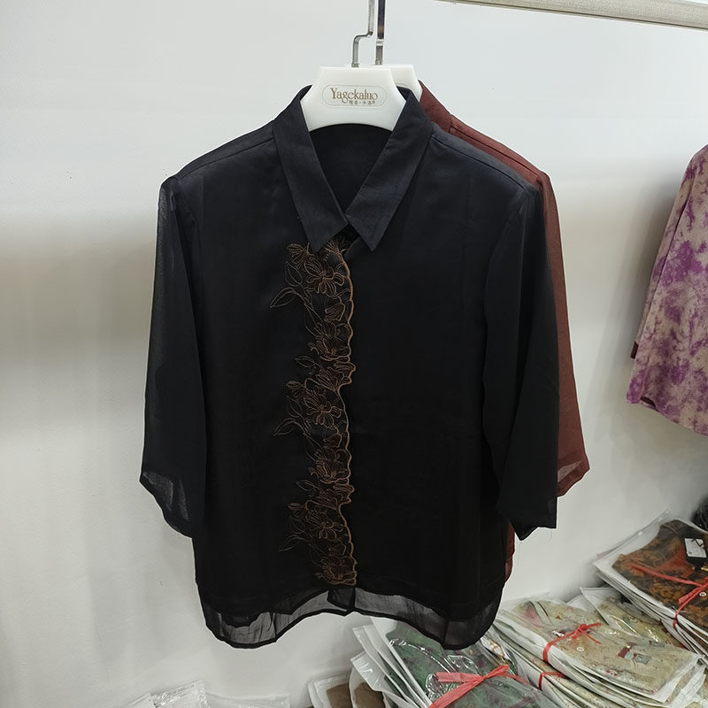黑色中年妈妈香云纱真丝上衣女纯色高档桑蚕丝龟裂纹刺绣贵妇衬衫