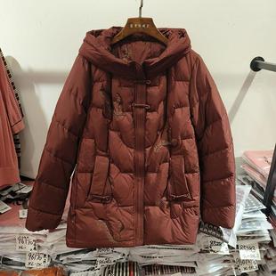 24冬装羽绒服女款妈妈中长款衣服奶奶装冬季老人冬外套商场同款