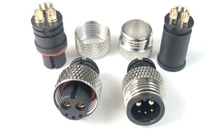 大针2.0 电动车电源2 4插头 防水头2 大电流M12防水连接器