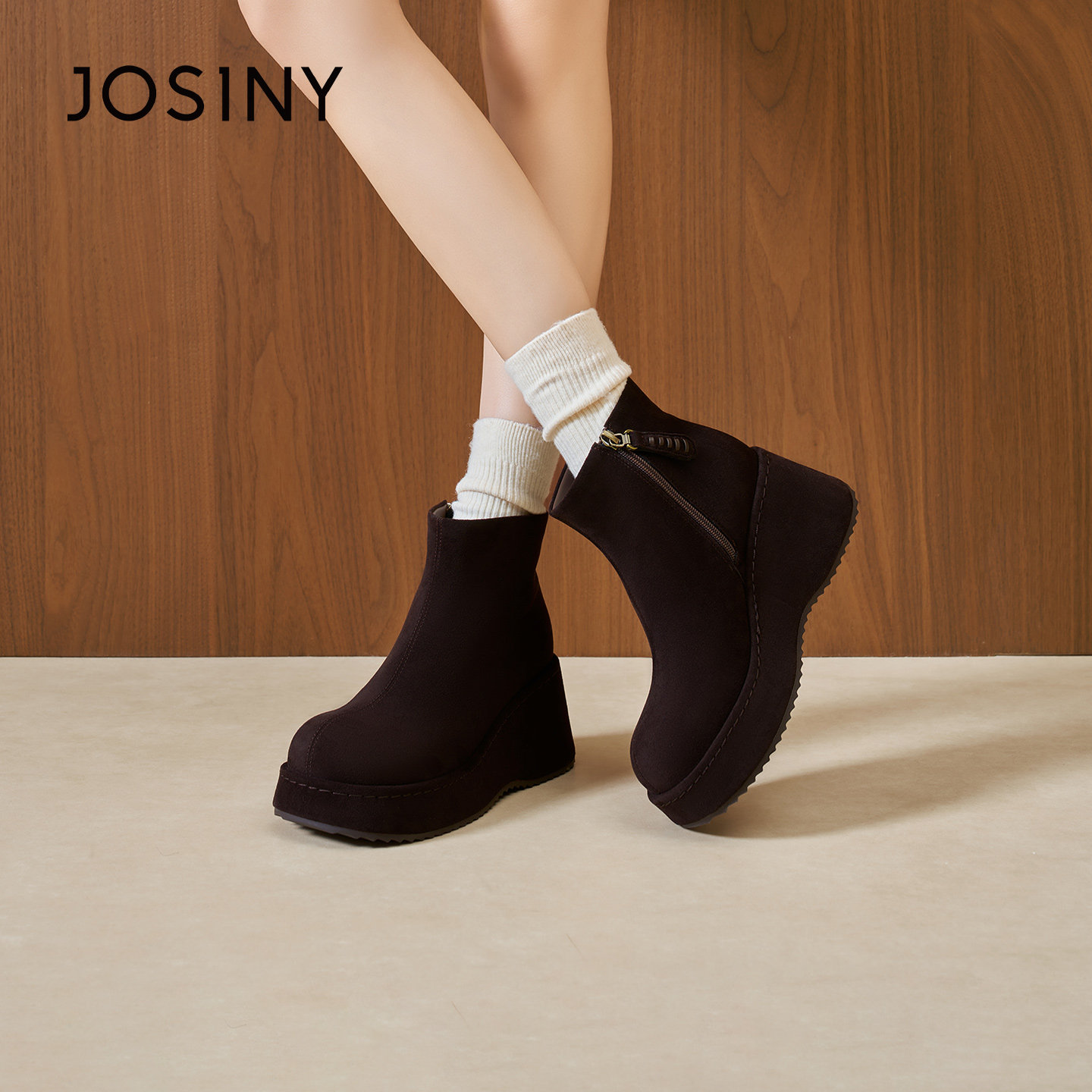 卓诗尼2025秋冬新款厚底女靴时尚舒适短筒靴潮流百搭侧拉链学院鞋,女鞋,时装靴,淘宝优惠券,粉丝福利购,淘宝优惠卷