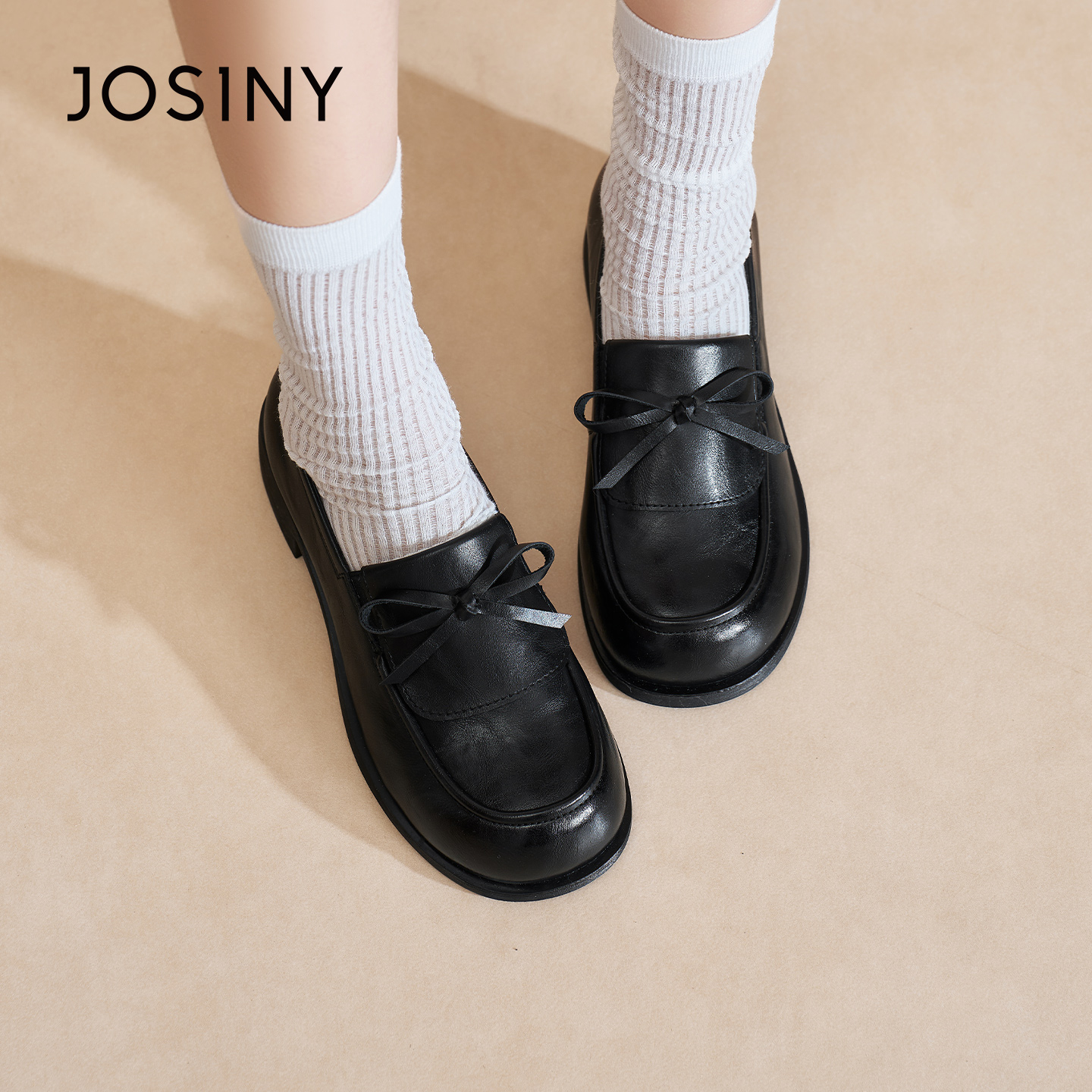 卓诗尼2026春季新款复古乐福鞋时尚舒适粗跟单鞋潮流英伦风小皮鞋