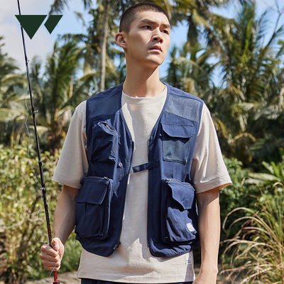 七匹狼户外运动工装马甲